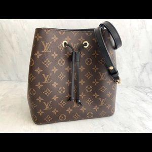 ❗️SOLD❗️NeoNoe Noir